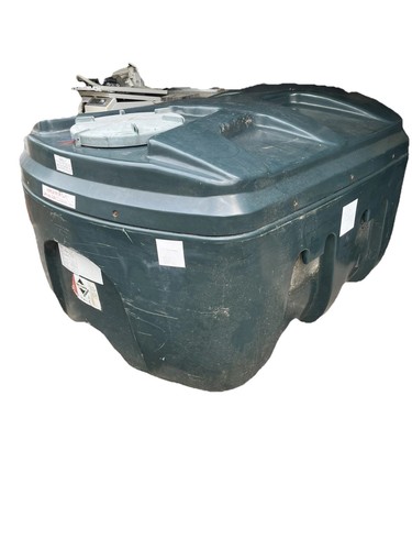 Titan 1300 litre low level